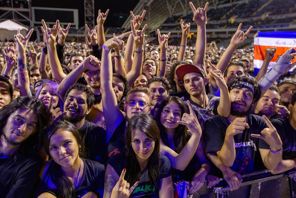 crowd (Pit) Metallica