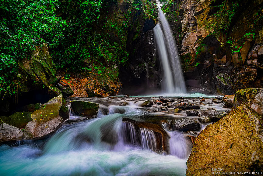 Las Golondrinas waterfall